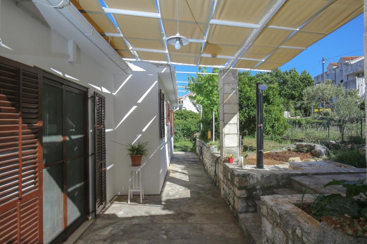 Artistic Summer House Marinovic With Garden&Bbq Supetar Kültér fotó